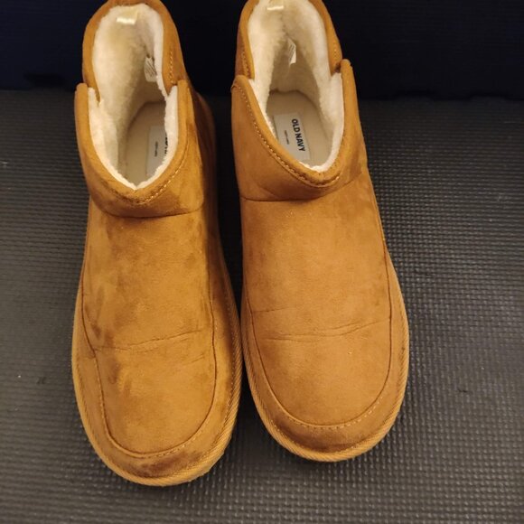 Old Navy Faux Fur-Lined Booties in Chestnut Size 8 NEW - Picture 4 of 6